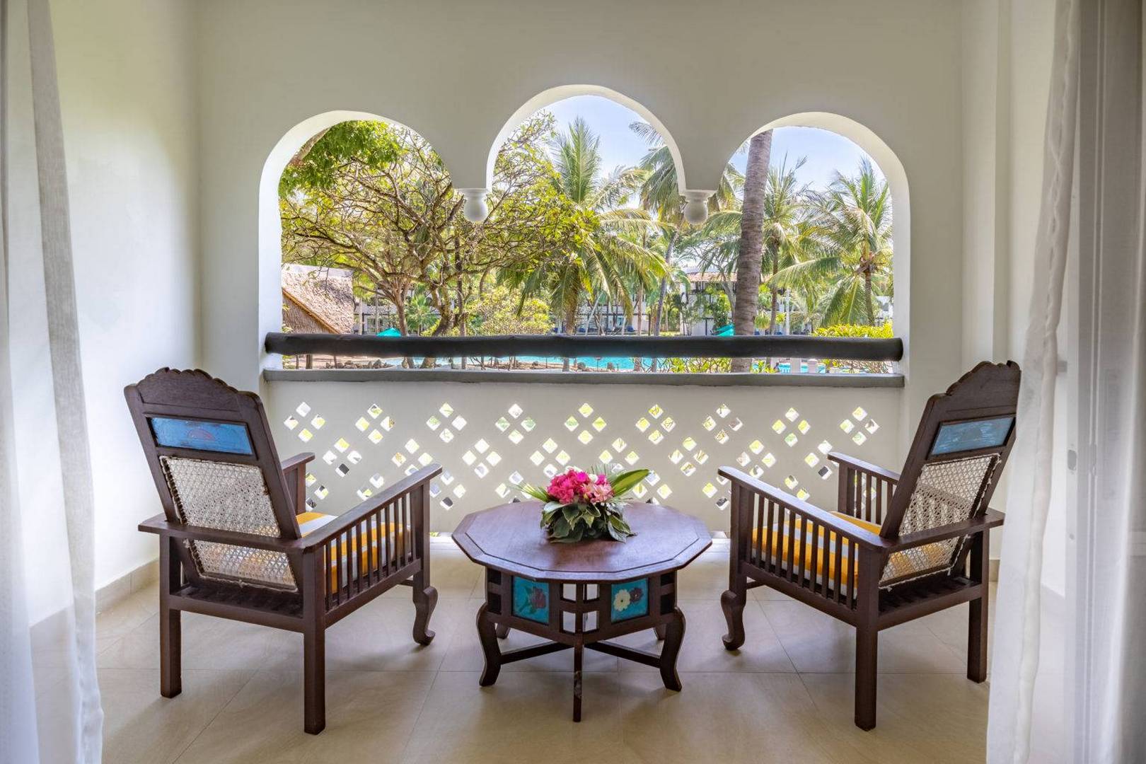 Southern Palm Beach Resort [KES 27750]